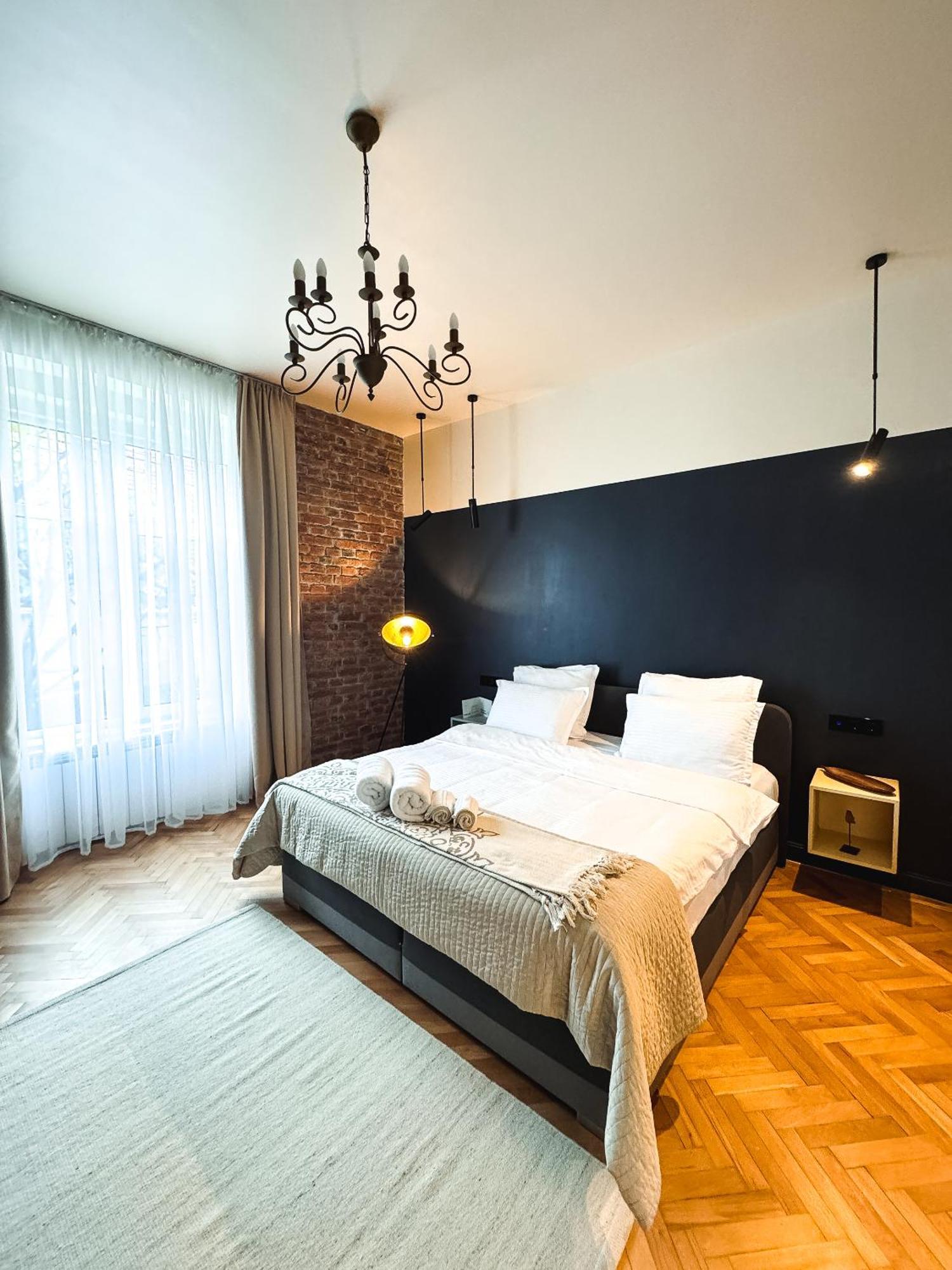 Apartament 27 Ap Romantic Nest