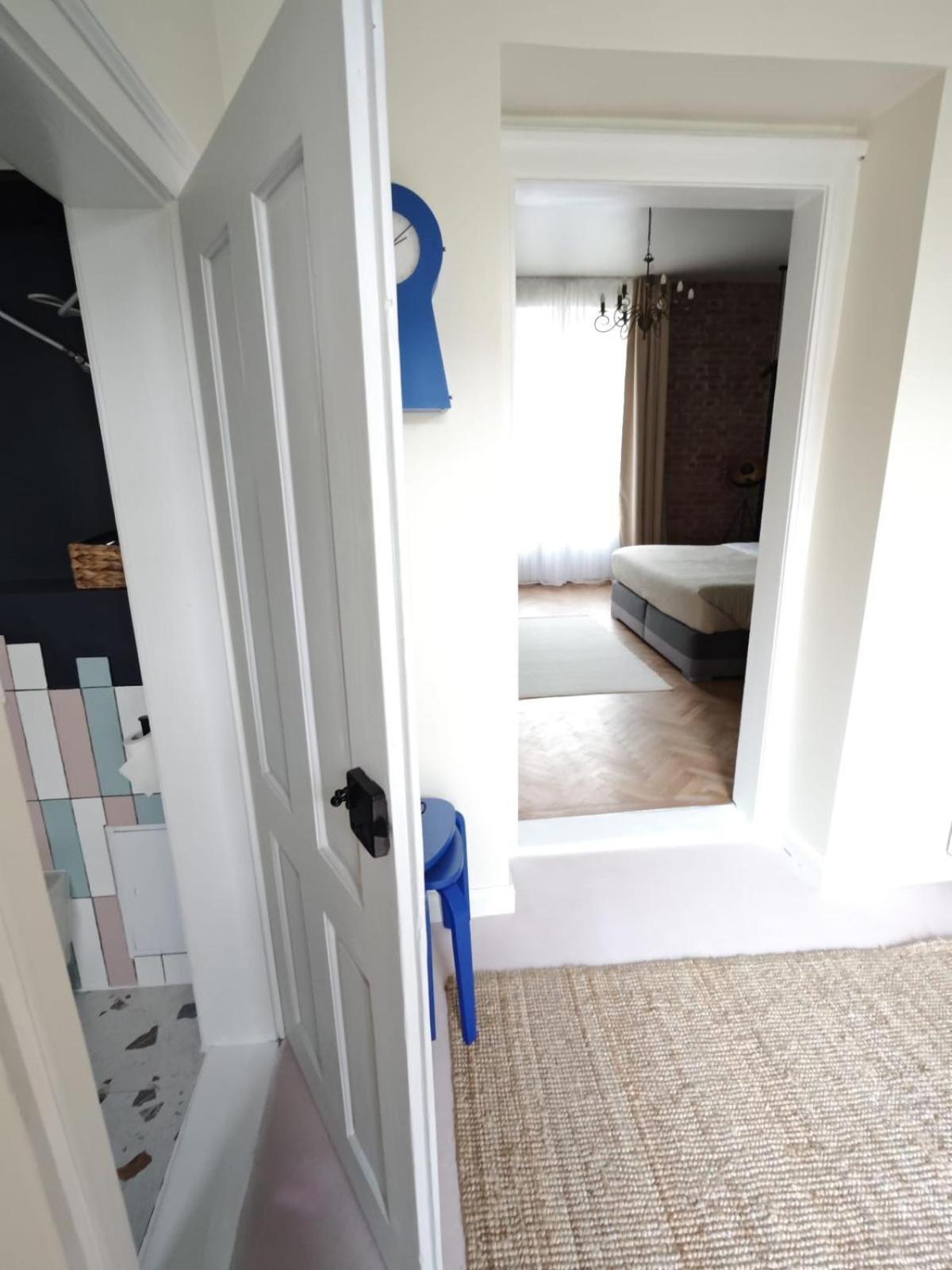 Apartament 27 Ap Romantic Nest